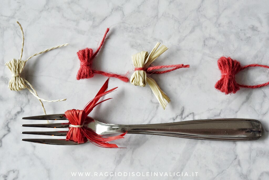 Come Fare Fiocchi E Pompon Con Una Forchetta Raggio Di