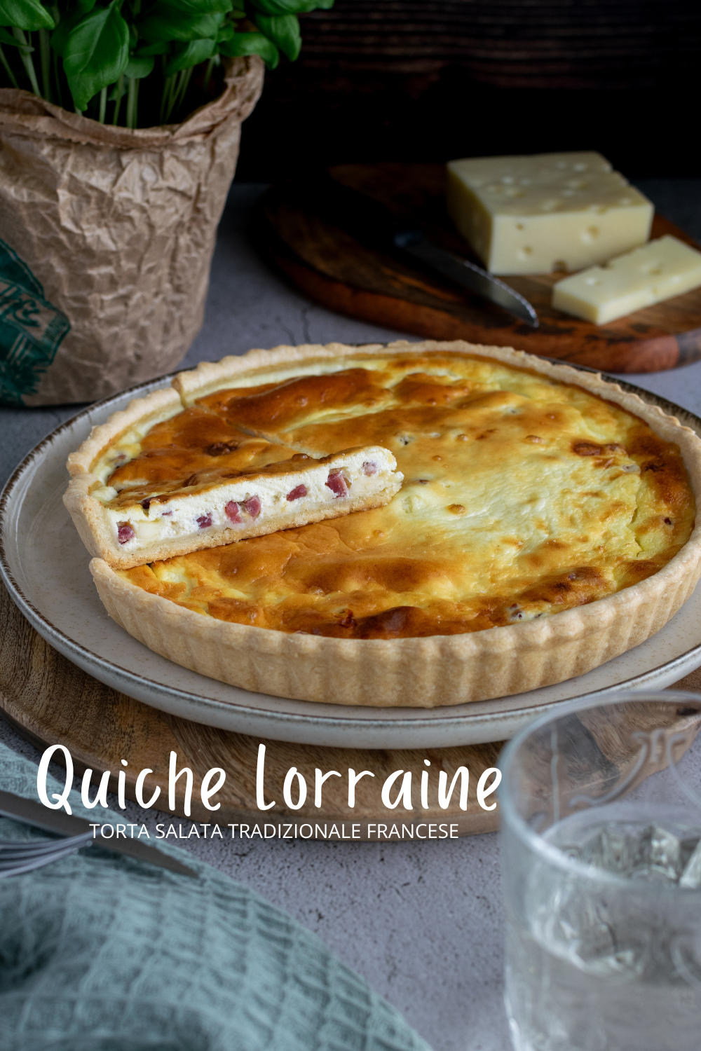 Quiche Lorraine, ricetta originale francese con pancetta e formaggio